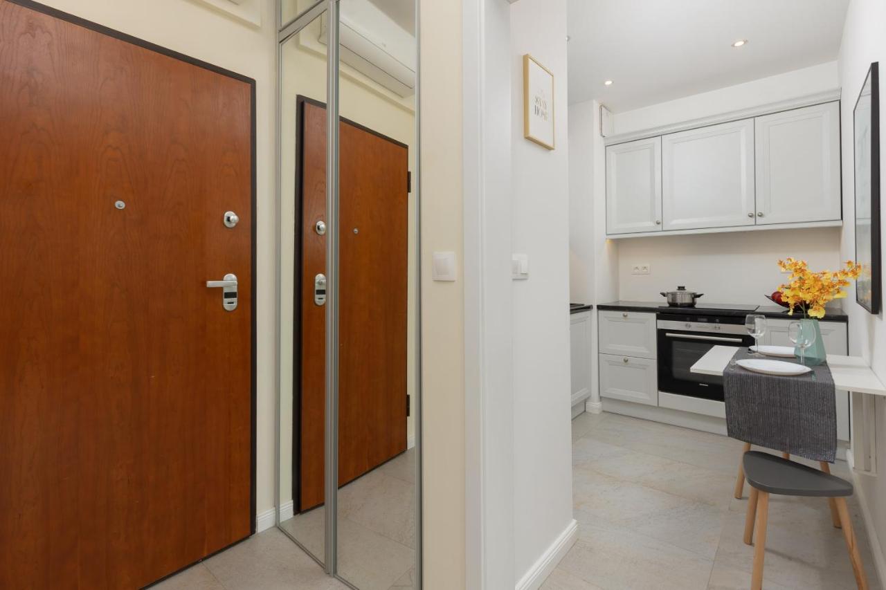 Niemcewicza Pet-Friendly Apartment By Noclegi Renters Варшава Екстериор снимка